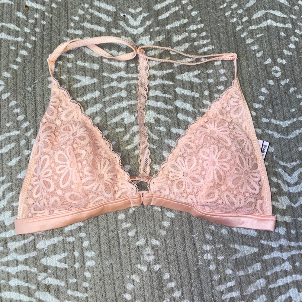 Victoria secret bralette (never worn!)